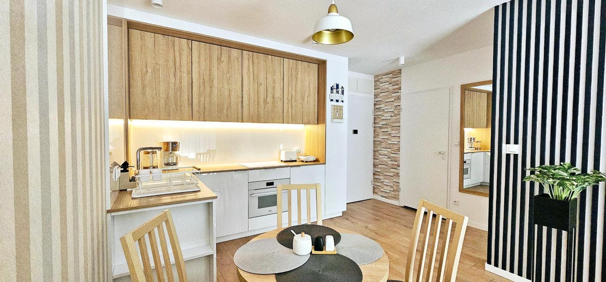 Apartament Whiteblue Kolobrzeg Z Duzym Ogrodkiem - 100 M Od Plazy! Whiteblue Kolberg Apartment Mit Grossem Garten - 100 M Vom Strand Entfernt! Whiteblue Kolobrzeg Apartman S Velkou Zahradou - 100 M Od Plaze! Exterior photo