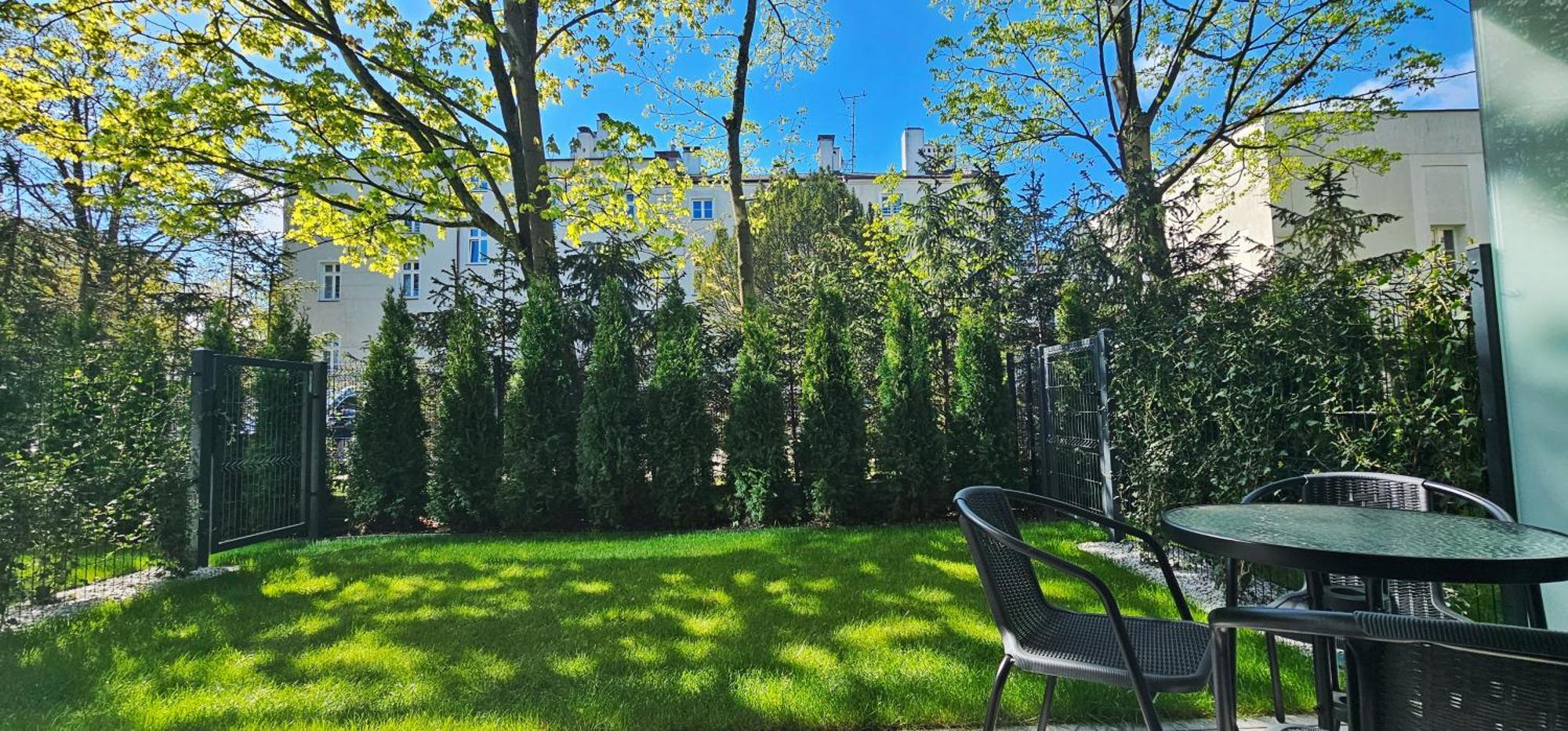 Apartament Whiteblue Kolobrzeg Z Duzym Ogrodkiem - 100 M Od Plazy! Whiteblue Kolberg Apartment Mit Grossem Garten - 100 M Vom Strand Entfernt! Whiteblue Kolobrzeg Apartman S Velkou Zahradou - 100 M Od Plaze! Exterior photo