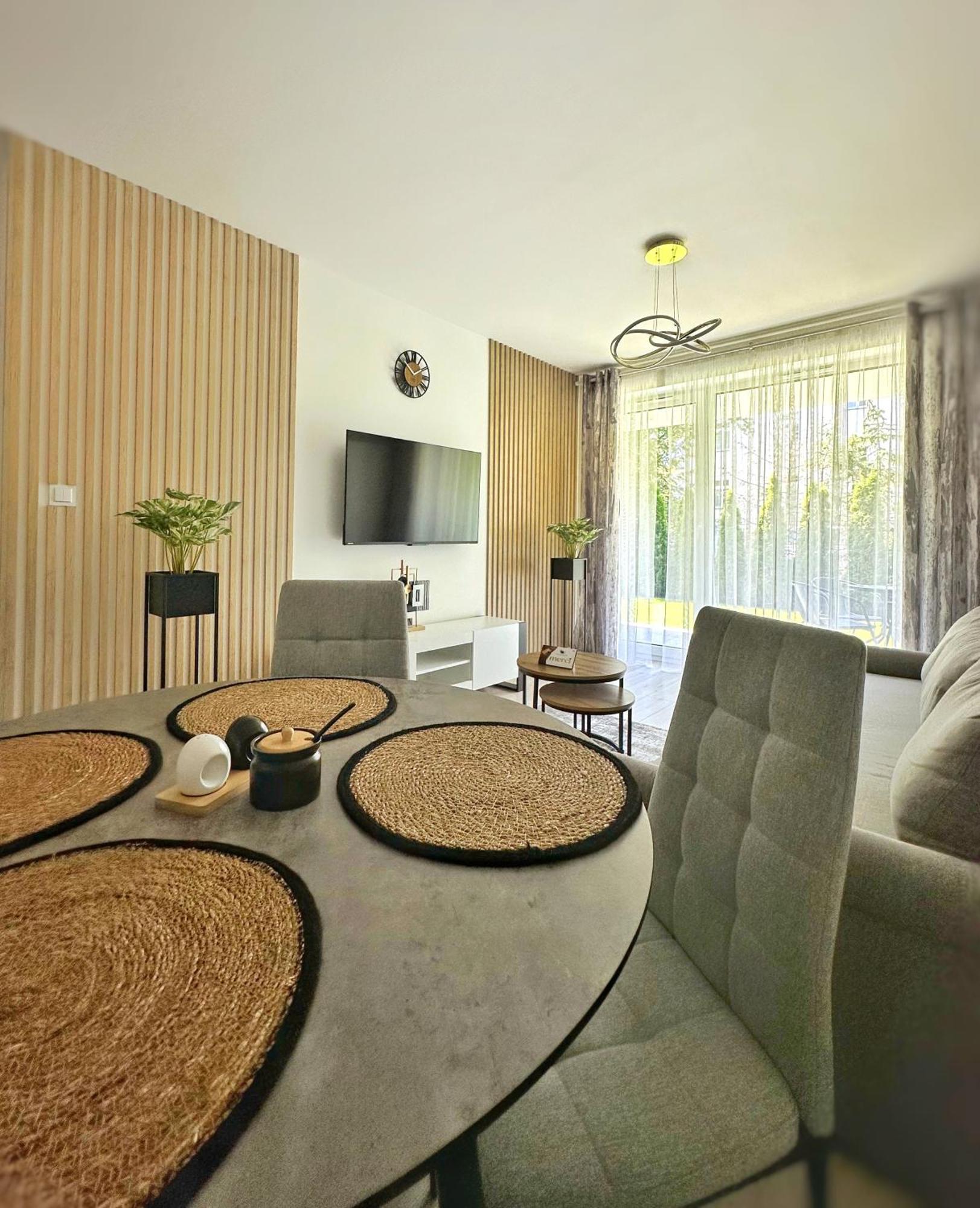 Apartament Whiteblue Kolobrzeg Z Duzym Ogrodkiem - 100 M Od Plazy! Whiteblue Kolberg Apartment Mit Grossem Garten - 100 M Vom Strand Entfernt! Whiteblue Kolobrzeg Apartman S Velkou Zahradou - 100 M Od Plaze! Exterior photo